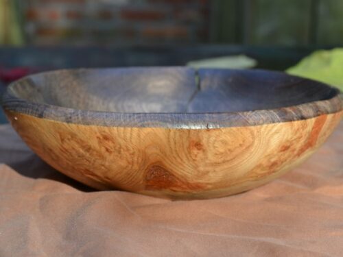 Donker houten schaaltje van Amerikaanse eik