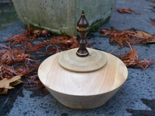 Schaaltje van boswilg, eik, wengé