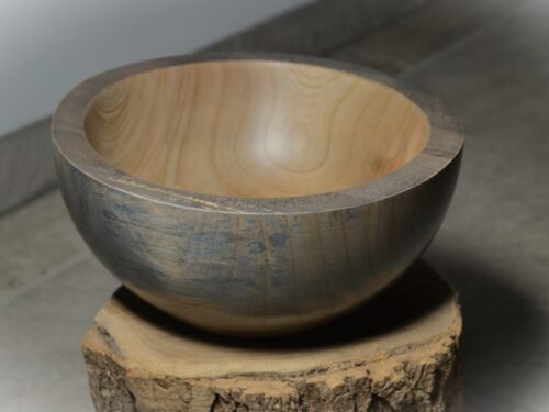 donker houten schaaltje van kersenhout